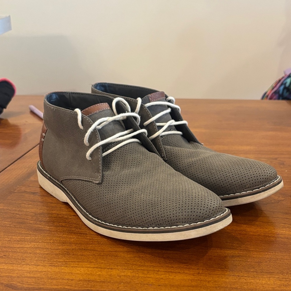 Sonoma Dark Gray Chukka Boots